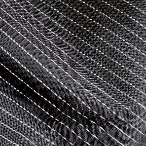 Alice + Olivia Black Pinstripe Low Rise Wide Leg Cropped Capri Ankle Pants 4 - Picture 14 of 15